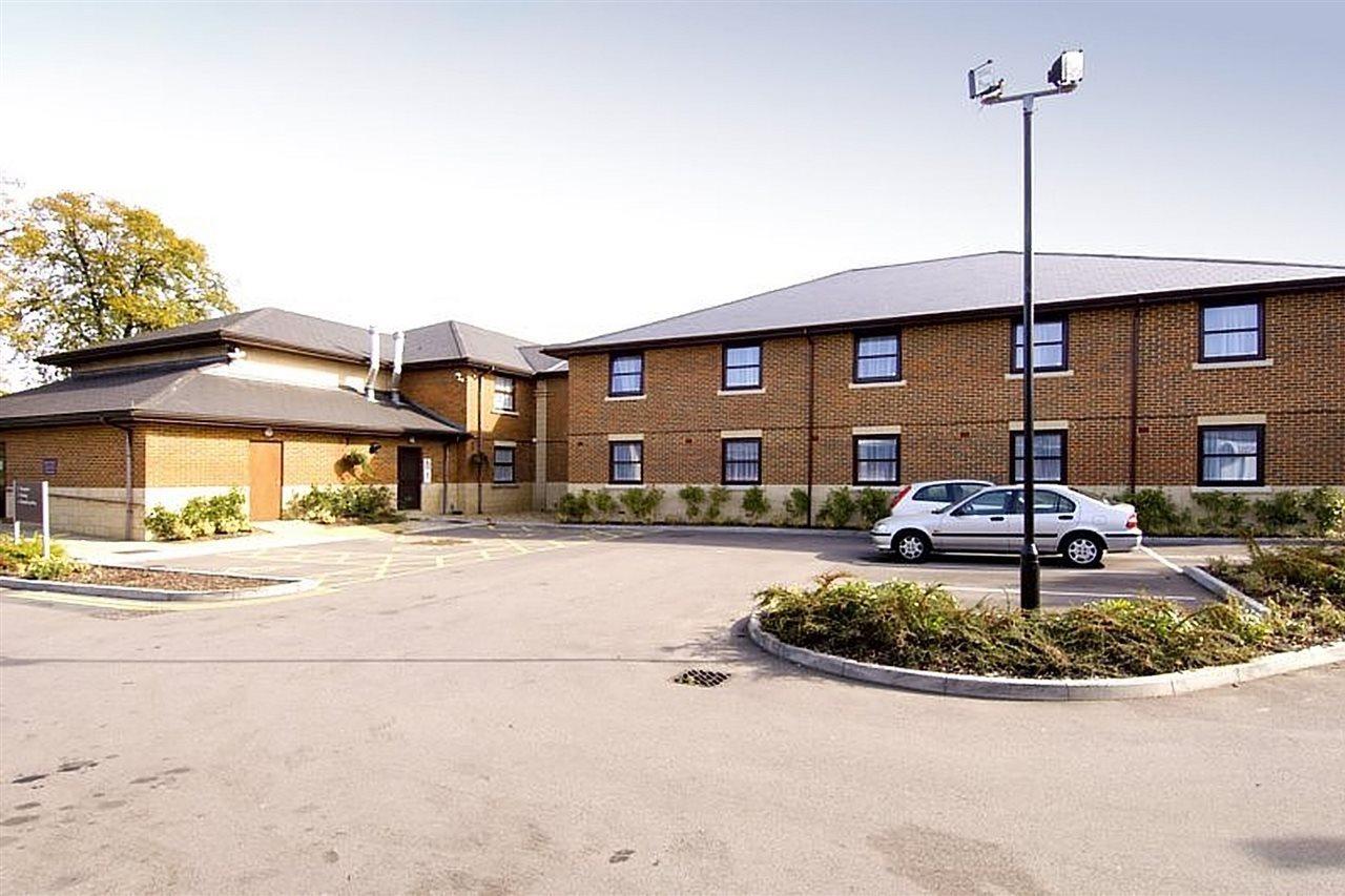 Premier Inn Bracknell Central Exterior foto